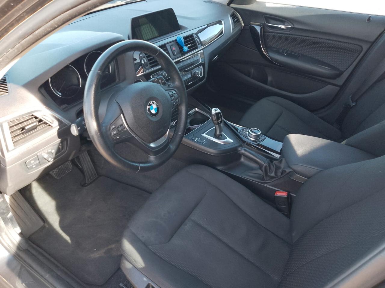 Bmw 118 118d 5p. Advantage