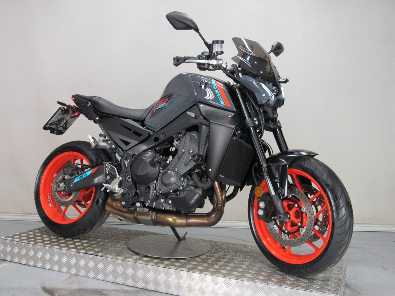 Yamaha MT-09 ABS STORM FLUO