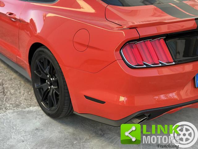 FORD Mustang Gt coupé