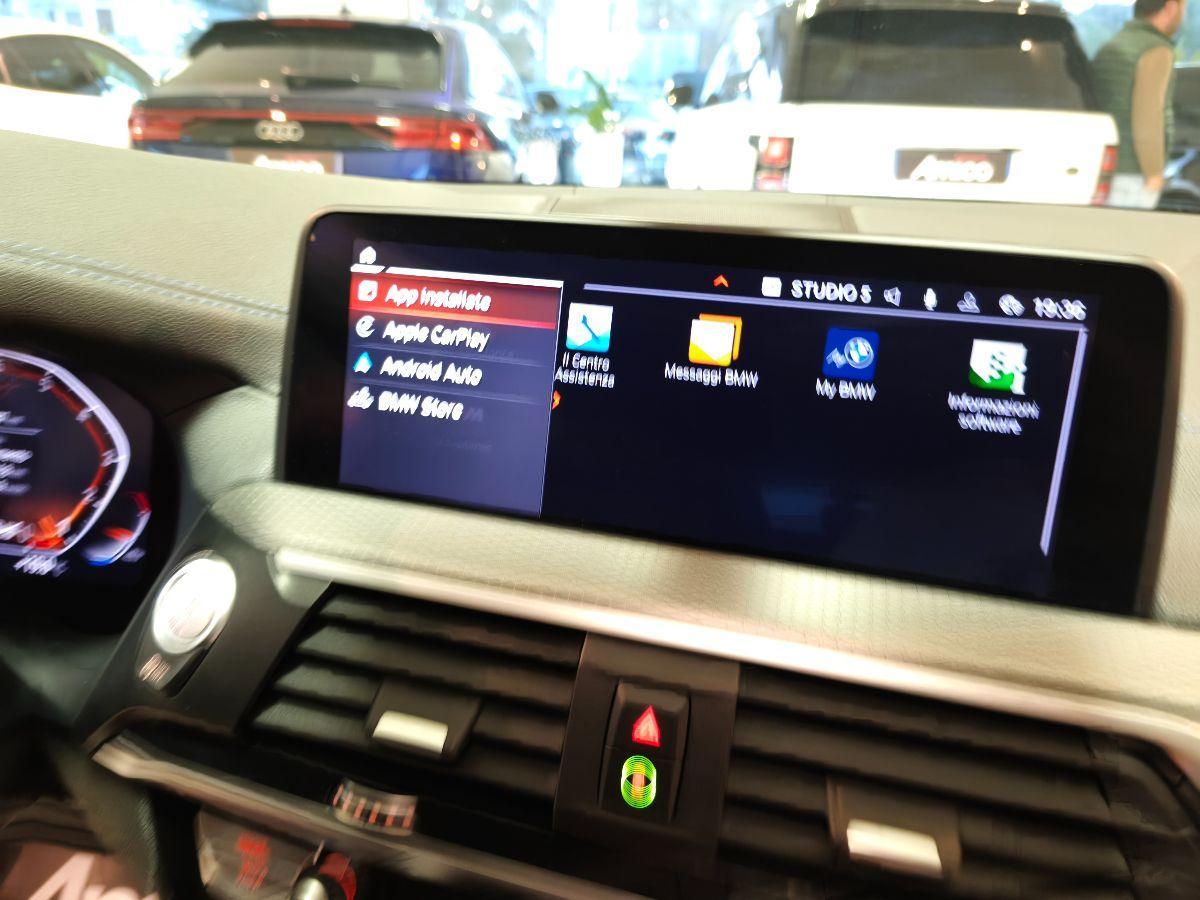 BMW X4 xDrive30i 2.0 Benzina M-SPORT Shadow Line