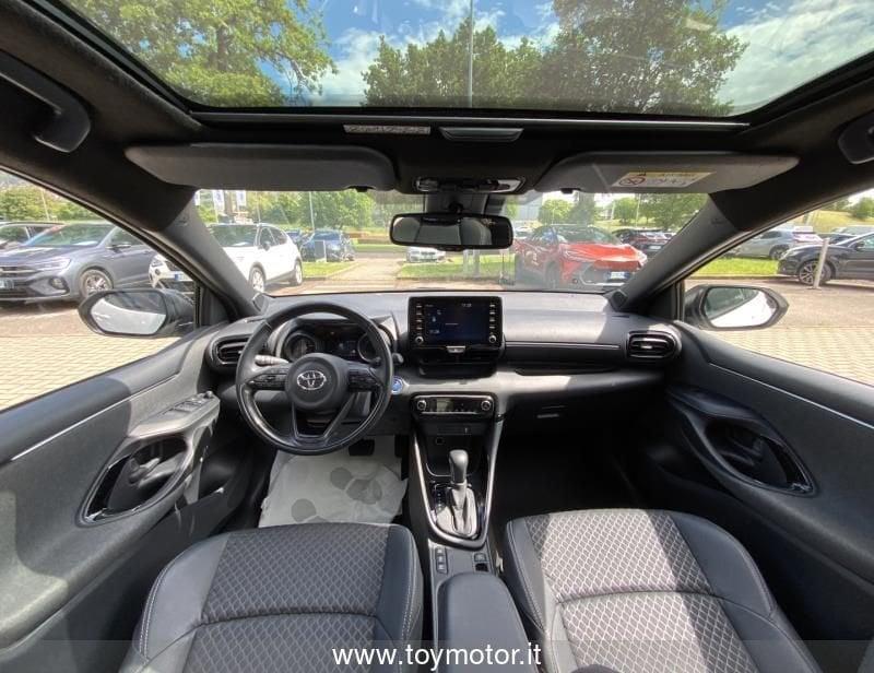 Toyota Yaris 4ª serie 1.5 Hybrid 5 porte Lounge