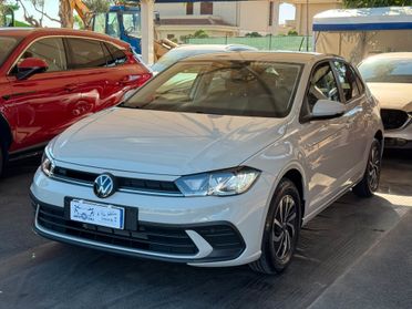 Volkswagen Polo 1.0 Young 80cv - Km 0 07/2026