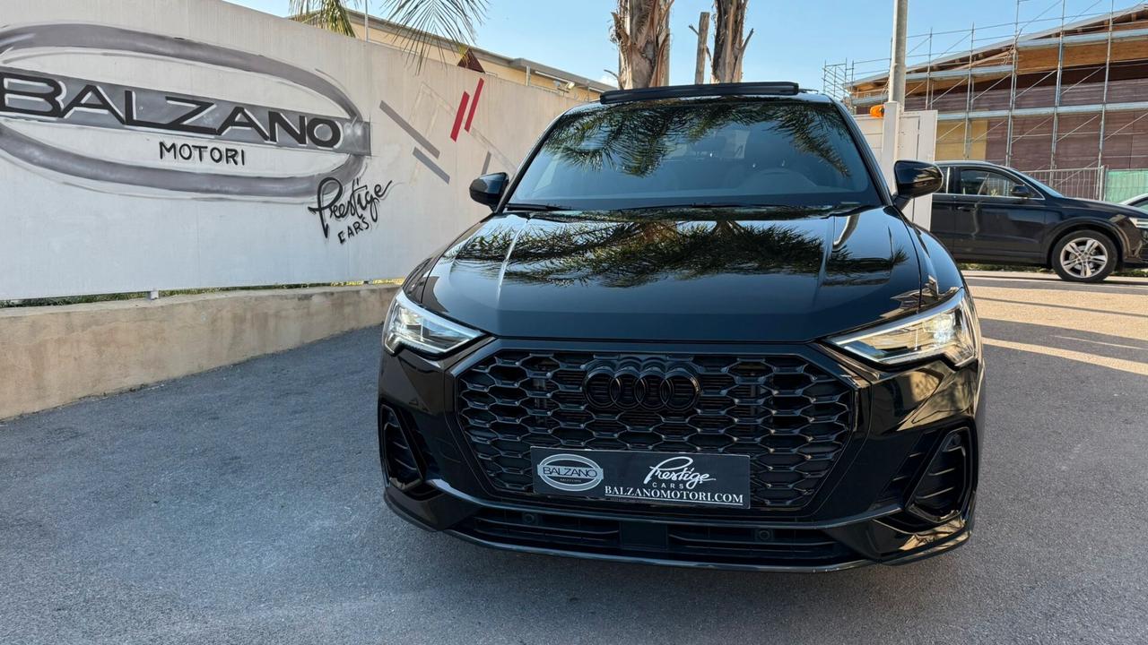 AUDI Q3 SPB 35 TDI IDENTITY BLACK KM0 2023 TETTO APRIBILE