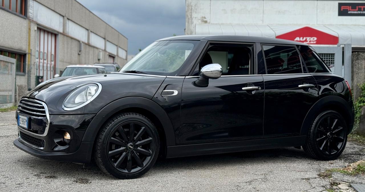 MINI COOPER 1.5BENZINA 136CV 5 porte 2015