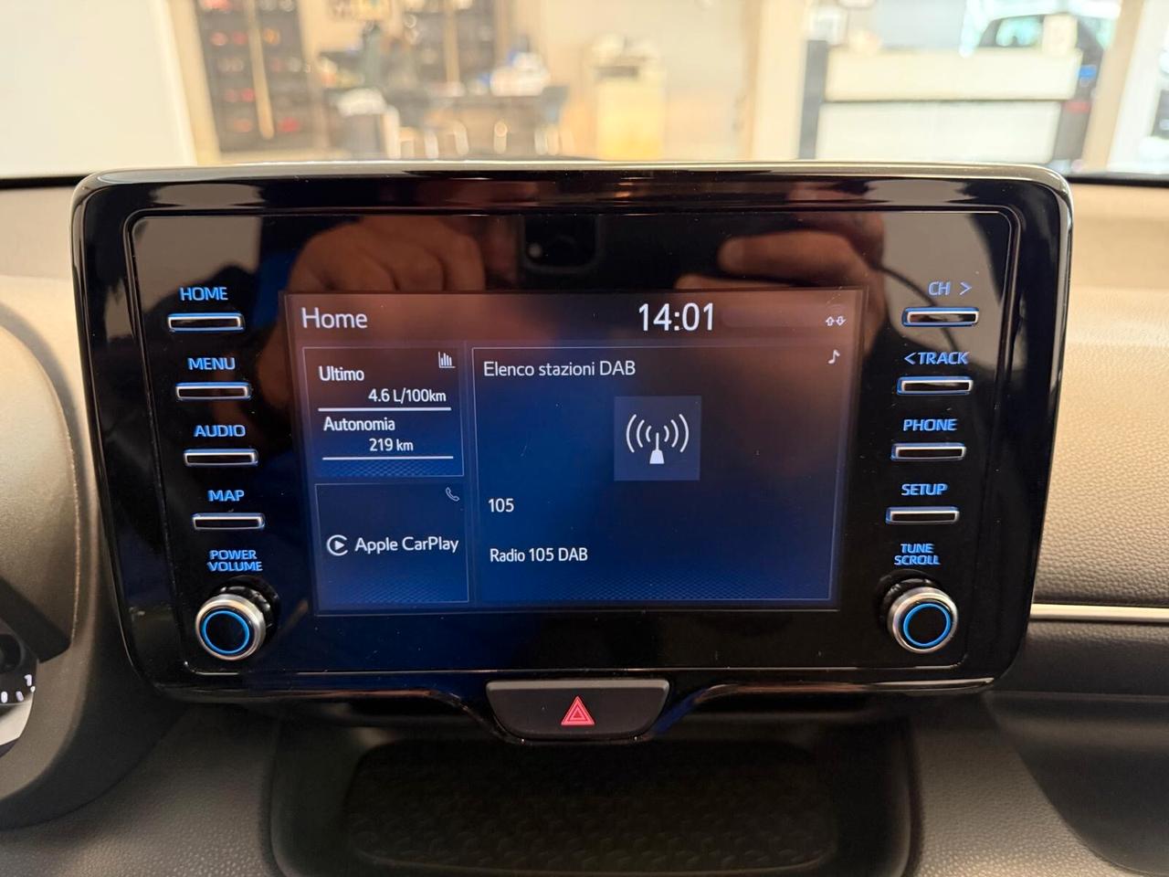 Toyota Yaris 1.5 Hybrid 5 porte Business