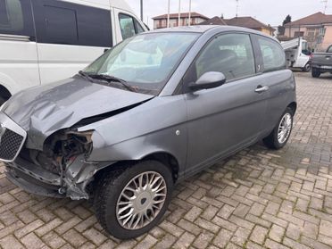 Lancia Ypsilon 1.2 Argento