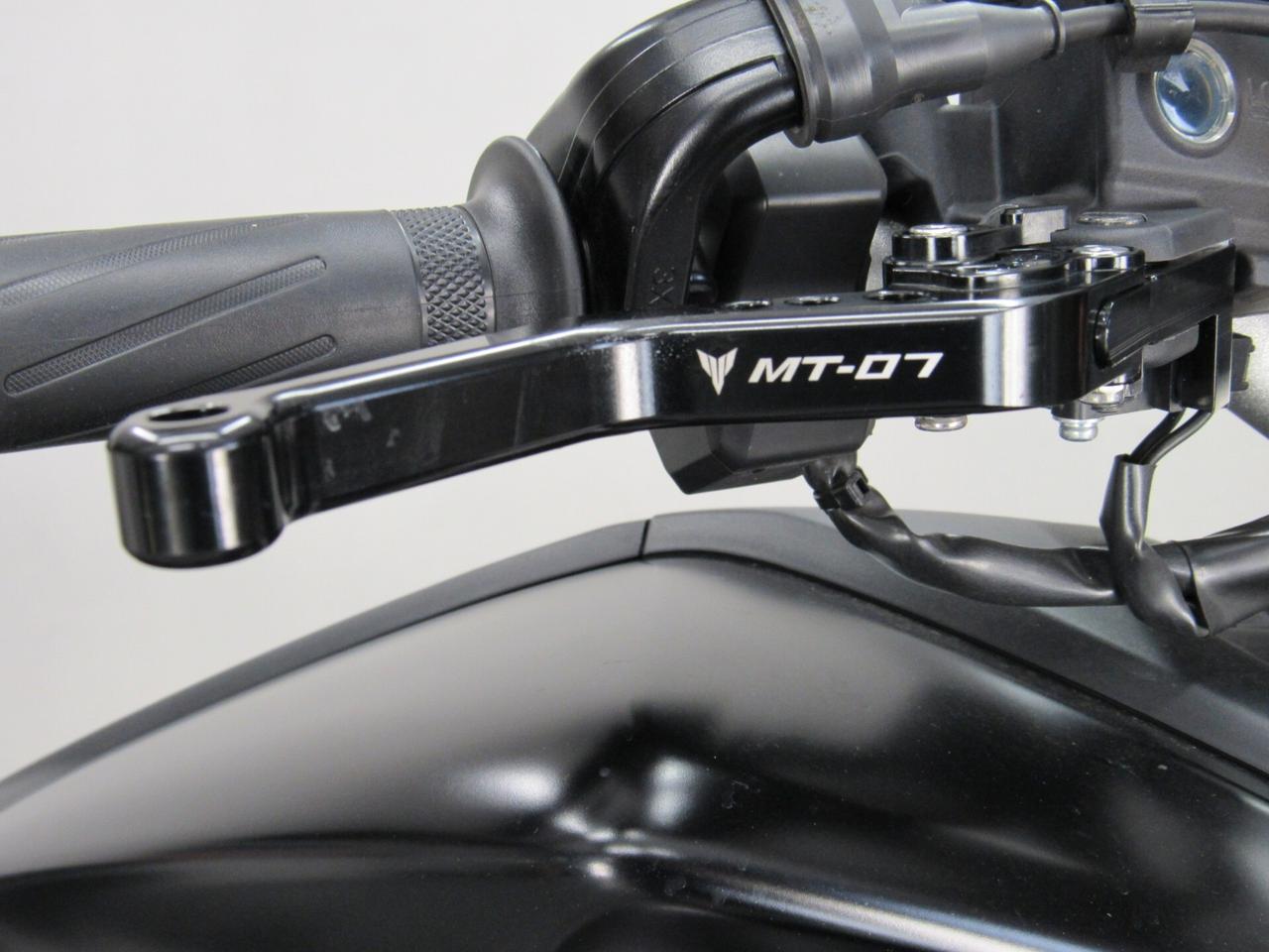Yamaha MT-07 ABS 35 KW PATENTE A2 AKRAPOVIC