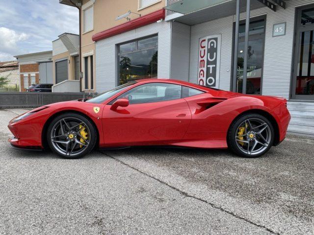 FERRARI F8 Tributo