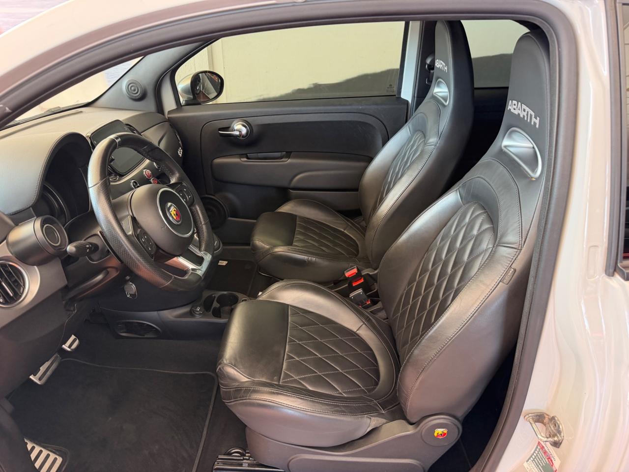 Abarth 595 1.4 Turbo T-Jet 165 CV Turismo