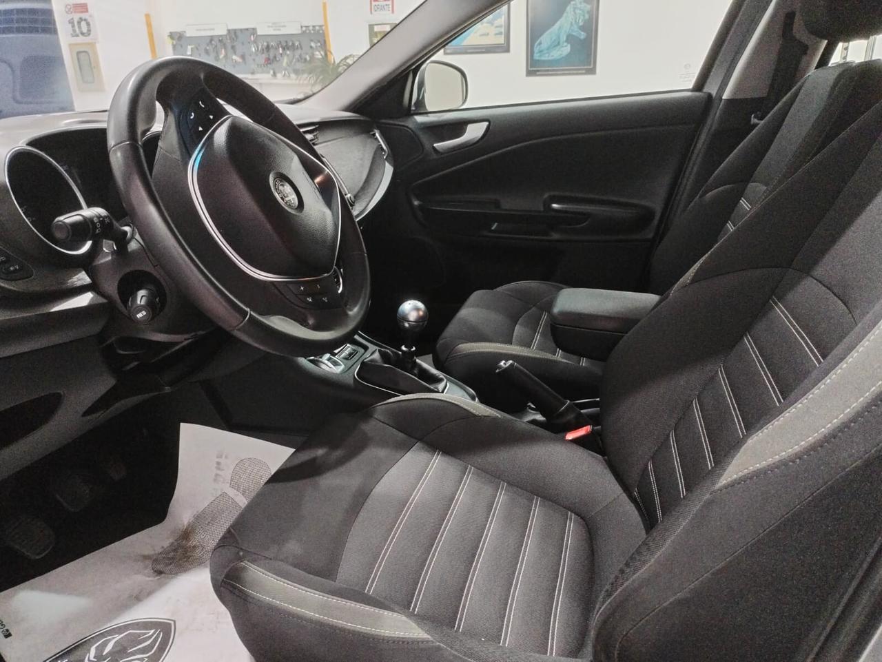 Alfa Romeo Giulietta 1.6 JTDm 120 CV Ti