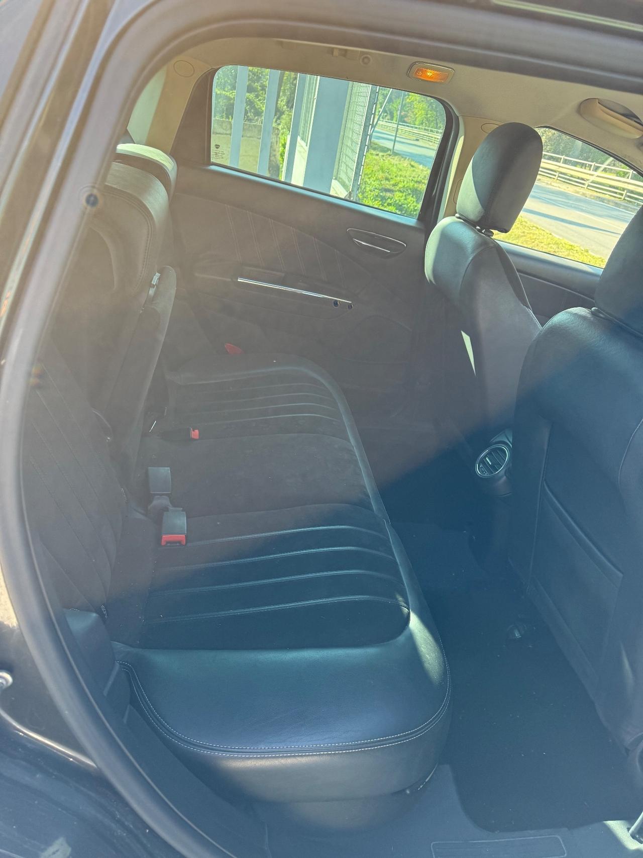 Lancia Delta 1.6 MJT DPF Platino