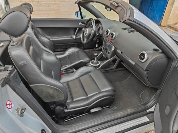 AUDI TT Roadster Cabrio 1.8 T 20V 150cv - 2003