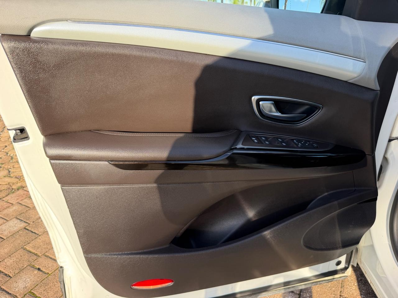 Renault Espace dCi 160CV EDC Energy Initiale Paris 4Control