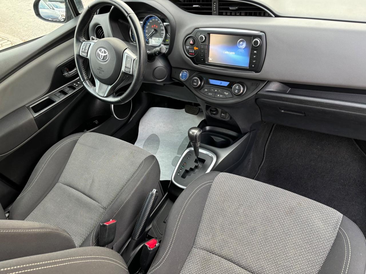 Toyota Yaris 1.5 Hybrid 5 porte Active