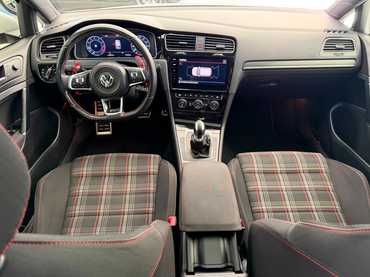 Volkswagen Golf GTI Performance 2.0 245 CV TSI DSG 3p. BMT