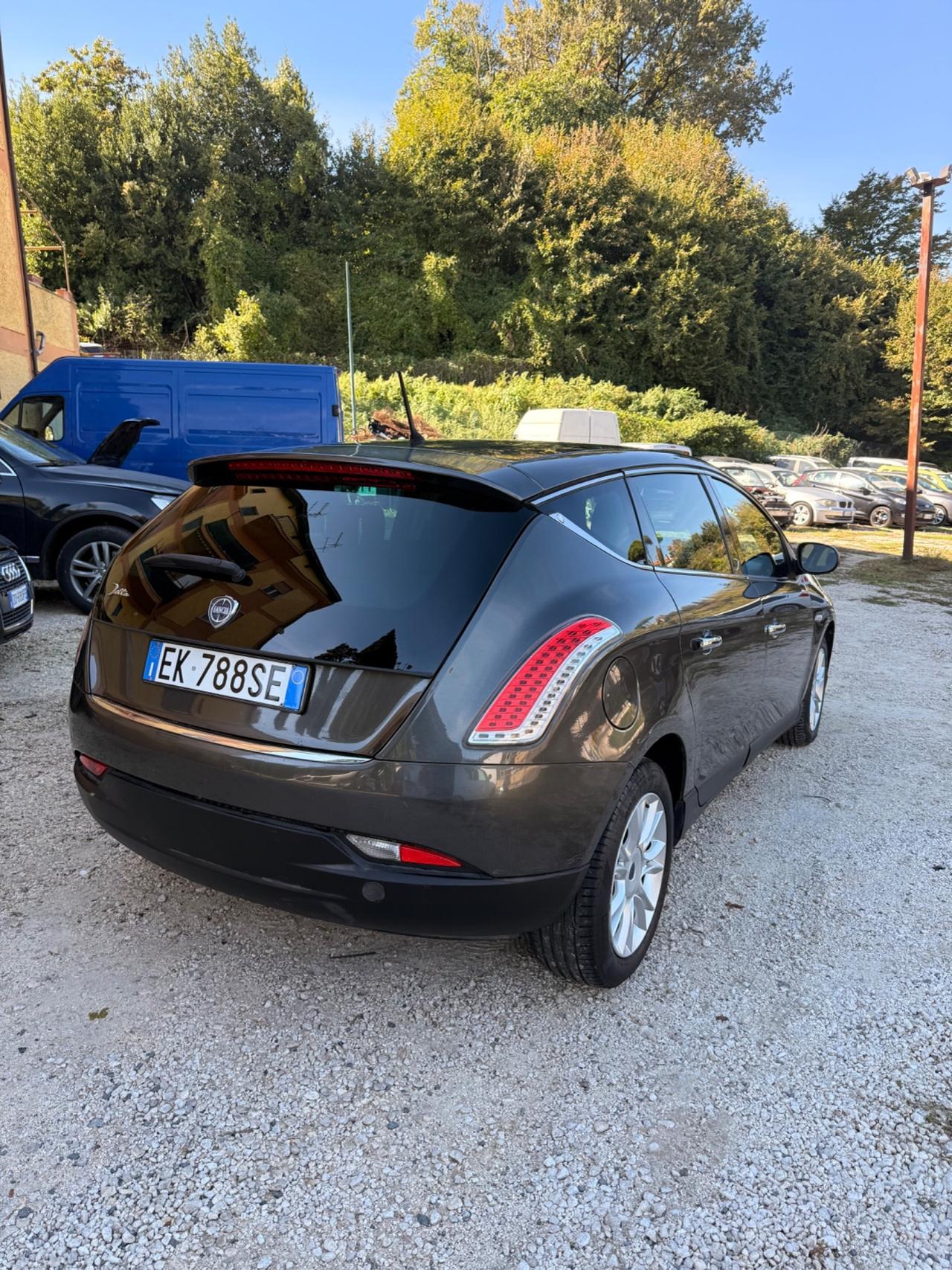 Lancia Delta 1.6 MJT DPF Gold