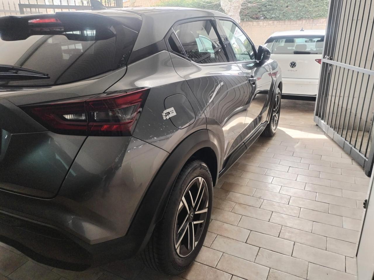 Nissan Juke 1.0 DIG-T 114 CV N-Connecta