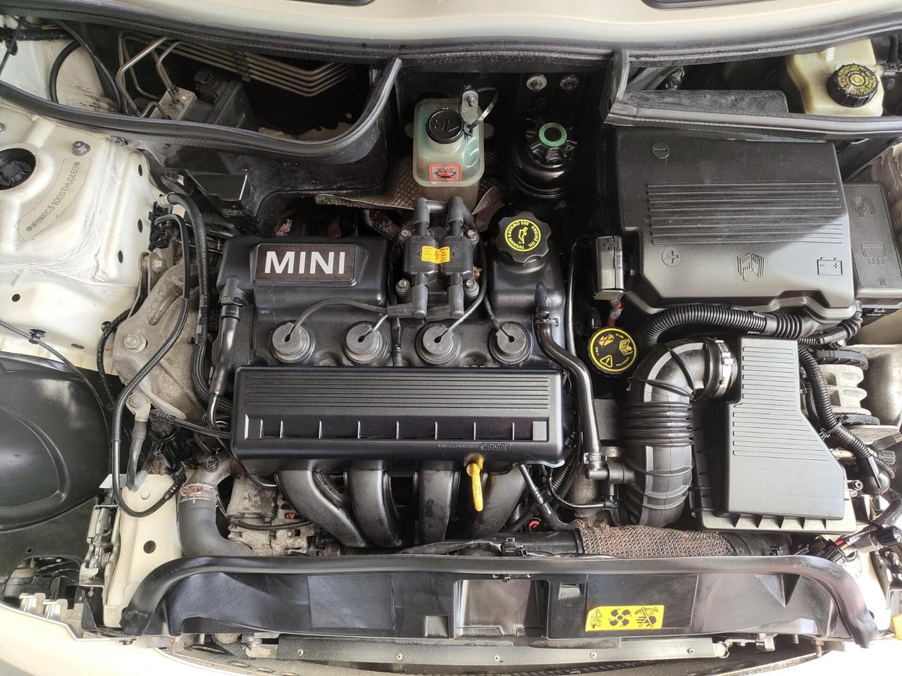 Mini 1.6 16V Cooper Harman Cardon