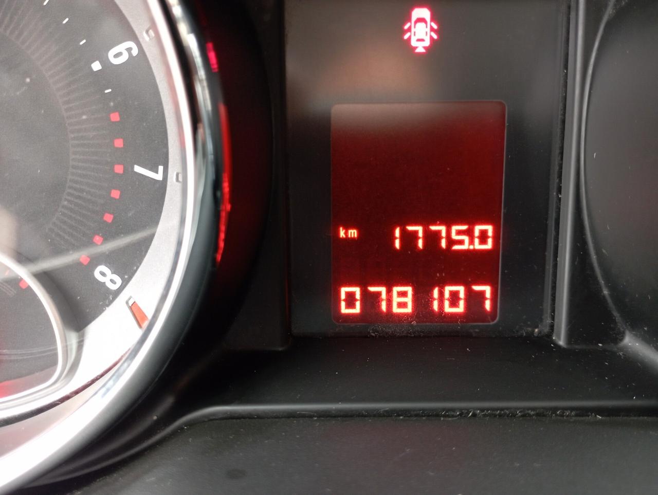 Opel Adam 1.2 70 CV NEOPATENTATI OK