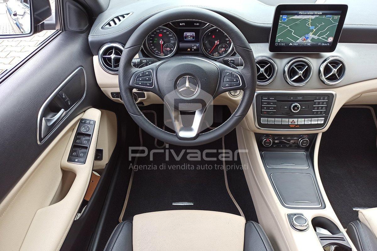 MERCEDES GLA 200 d Automatic 4Matic Premium