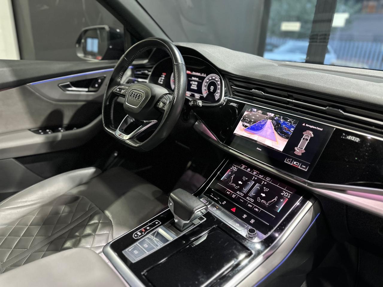 Audi Q8 50 TDI 286 CV quattro S Line identity black