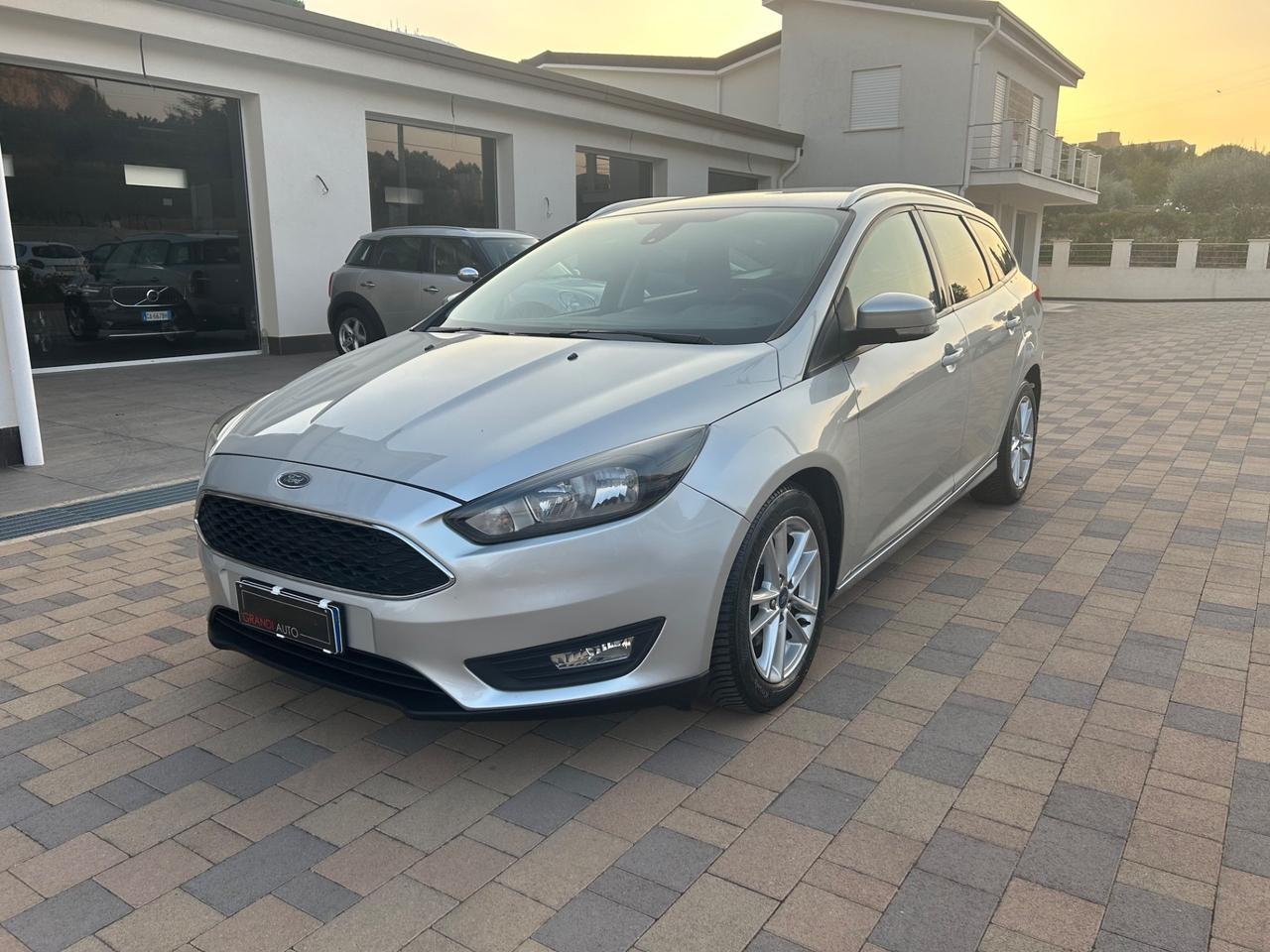 Ford Focus 1.5 TDCi 120 CV Start&Stop Powershift Titanium