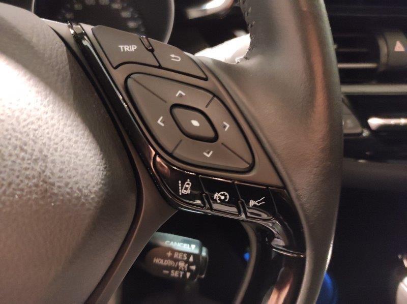 TOYOTA C-HR (2016-2023) - C-HR 2.0 Hybrid E-CVT Morebusiness