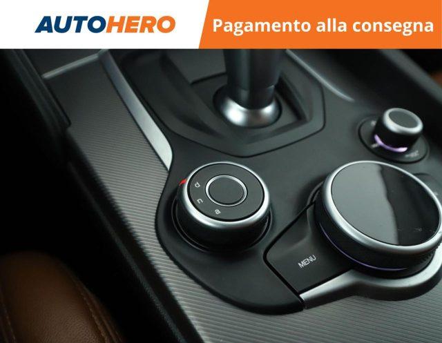 ALFA ROMEO Giulia 2.2 Turbodiesel 210 CV AT8 AWD Q4 Veloce