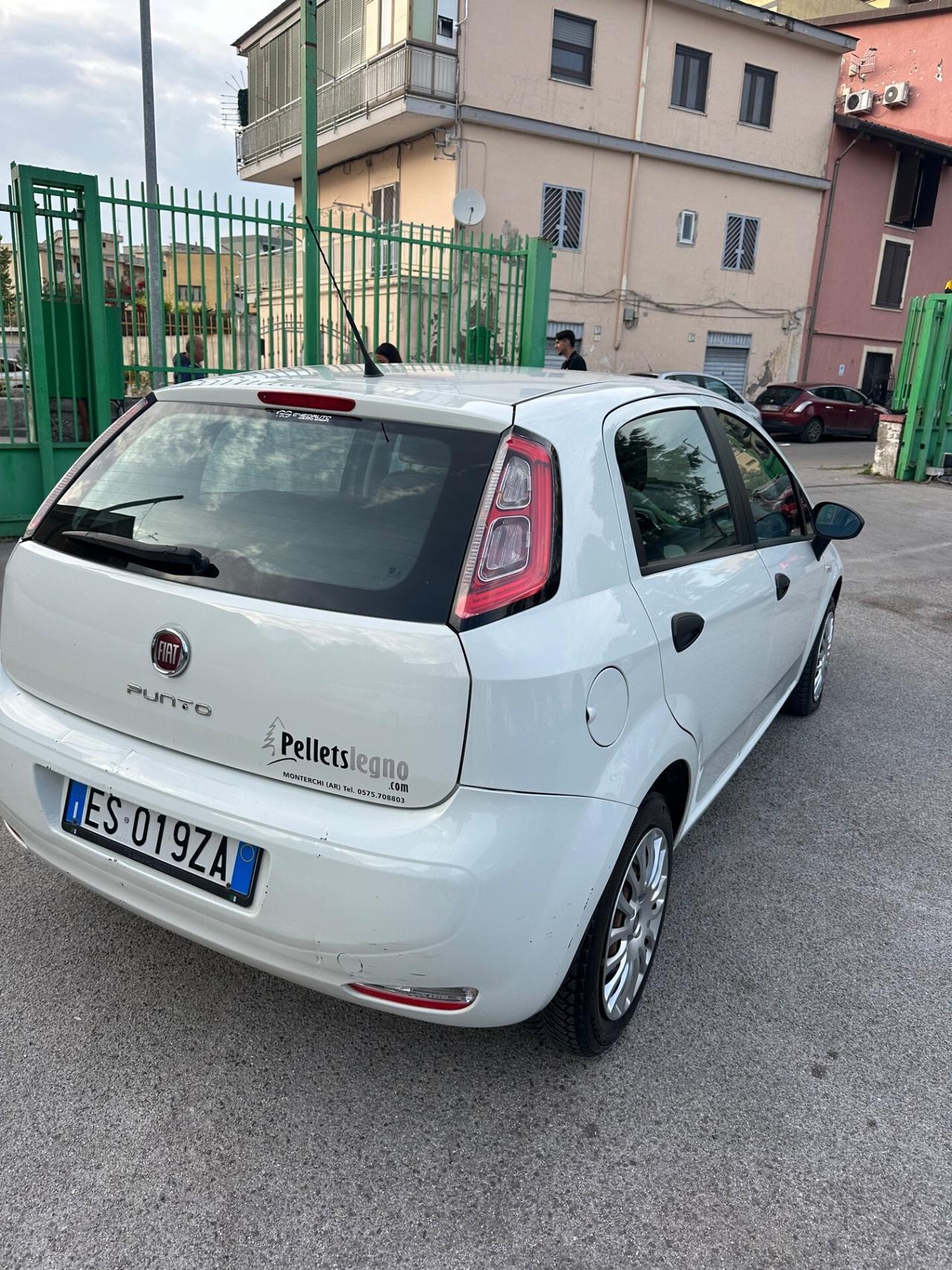 Fiat Punto 1.3 MJT II 75 CV 5 porte Easy