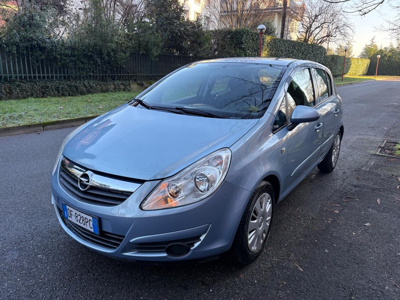 Opel Corsa 1.2 5 porte Cosmo