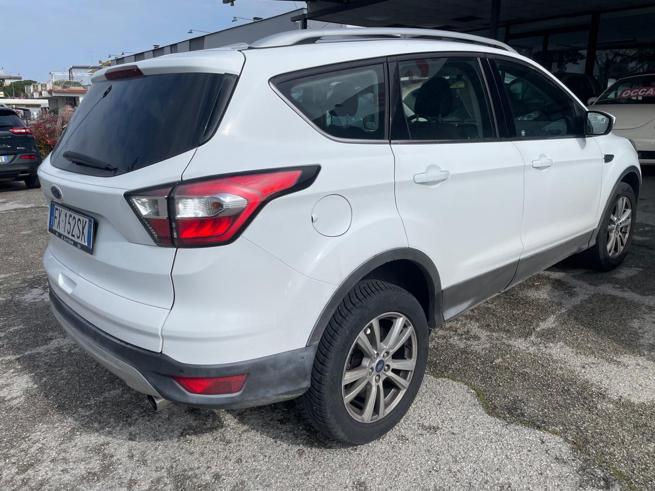Ford Kuga 1.5 TDCI 120 CV S&S 2WD ST-Line