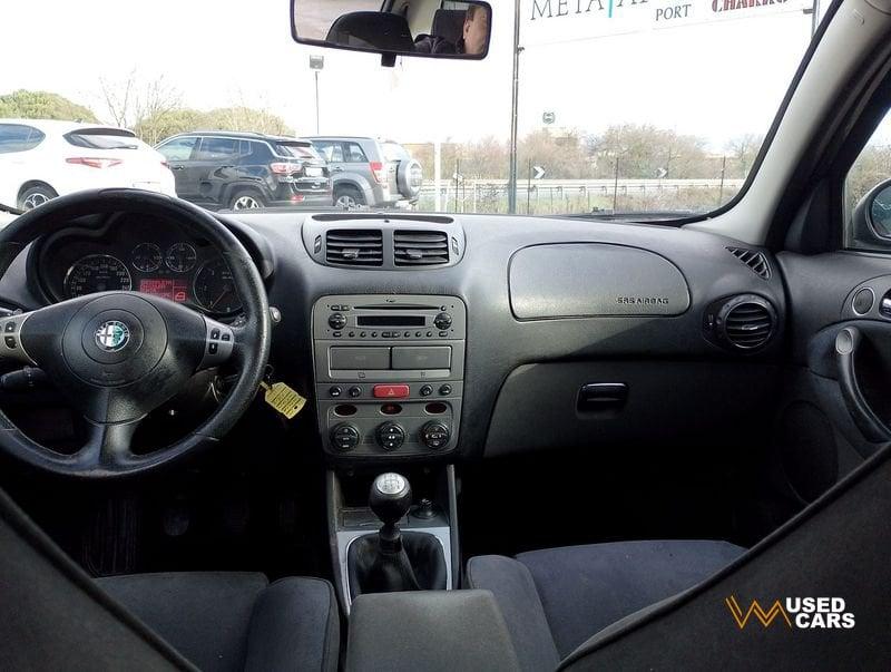 Alfa Romeo 147 147 5p 1.9 jtd Distinctive 120cv