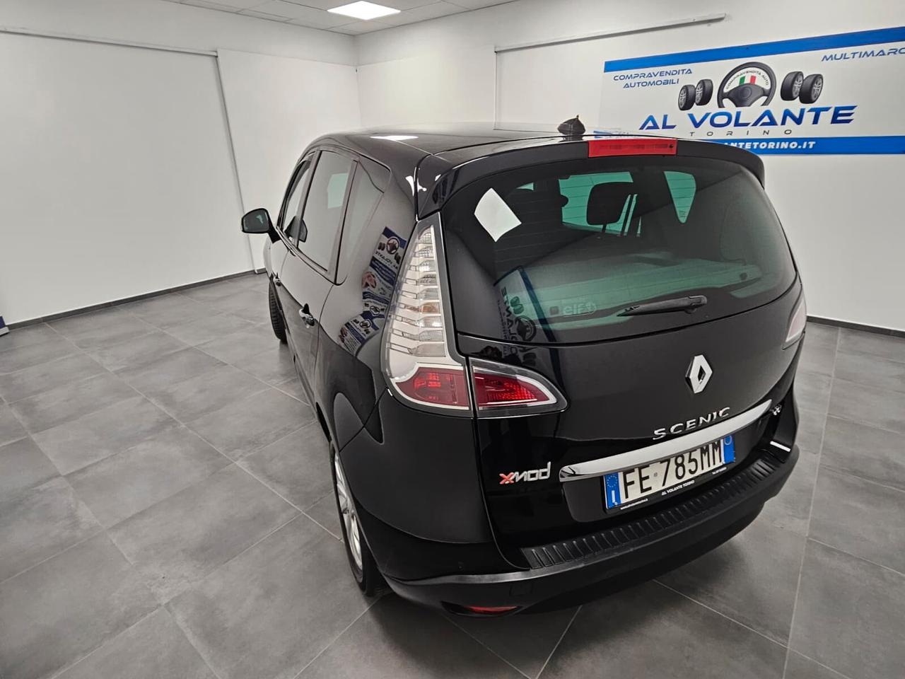 Renault Scenic Scénic XMod dCi 110 CV EDC Bose