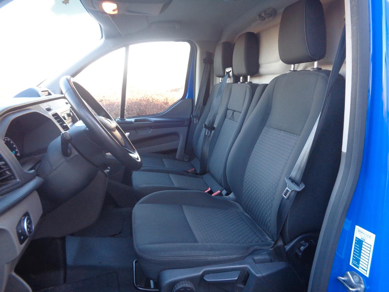 Ford Transit Custom 300 hybrid