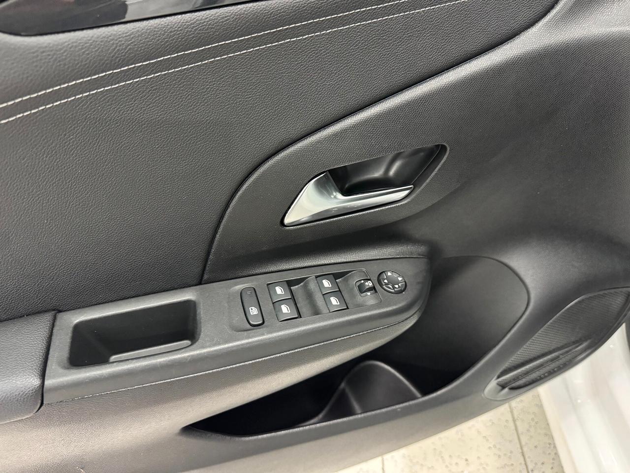 Corsa 1.2 GS SUPER BELLA PARI NUOVO