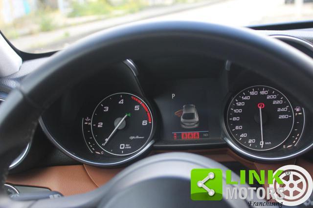 ALFA ROMEO Giulia 2.2 JTD 150 CV AUTOMATIC SUPER- Garanzia 12 mesi