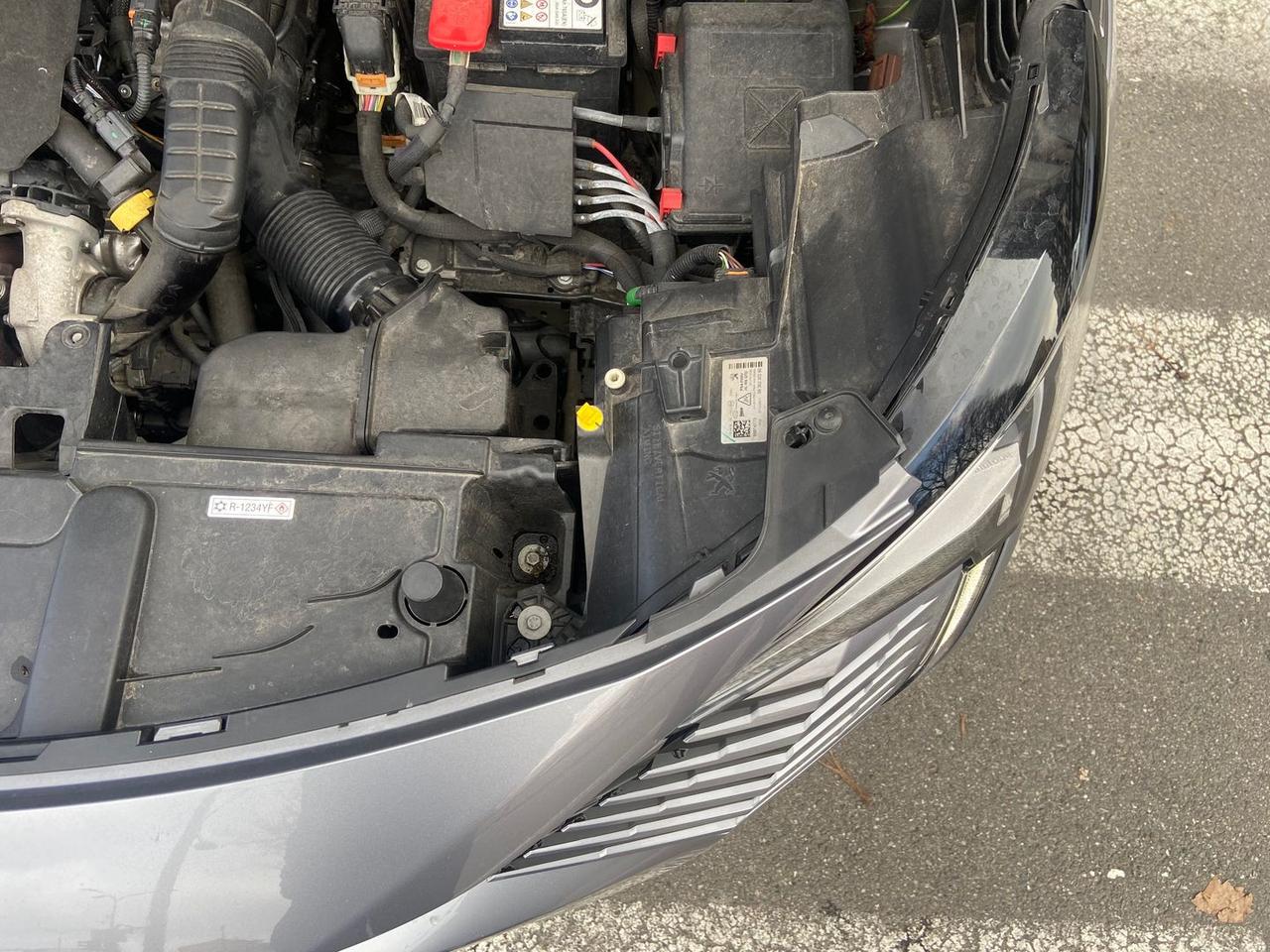 Peugeot 3008 Allure Pack 1.5 Blue HDI 130 #9295