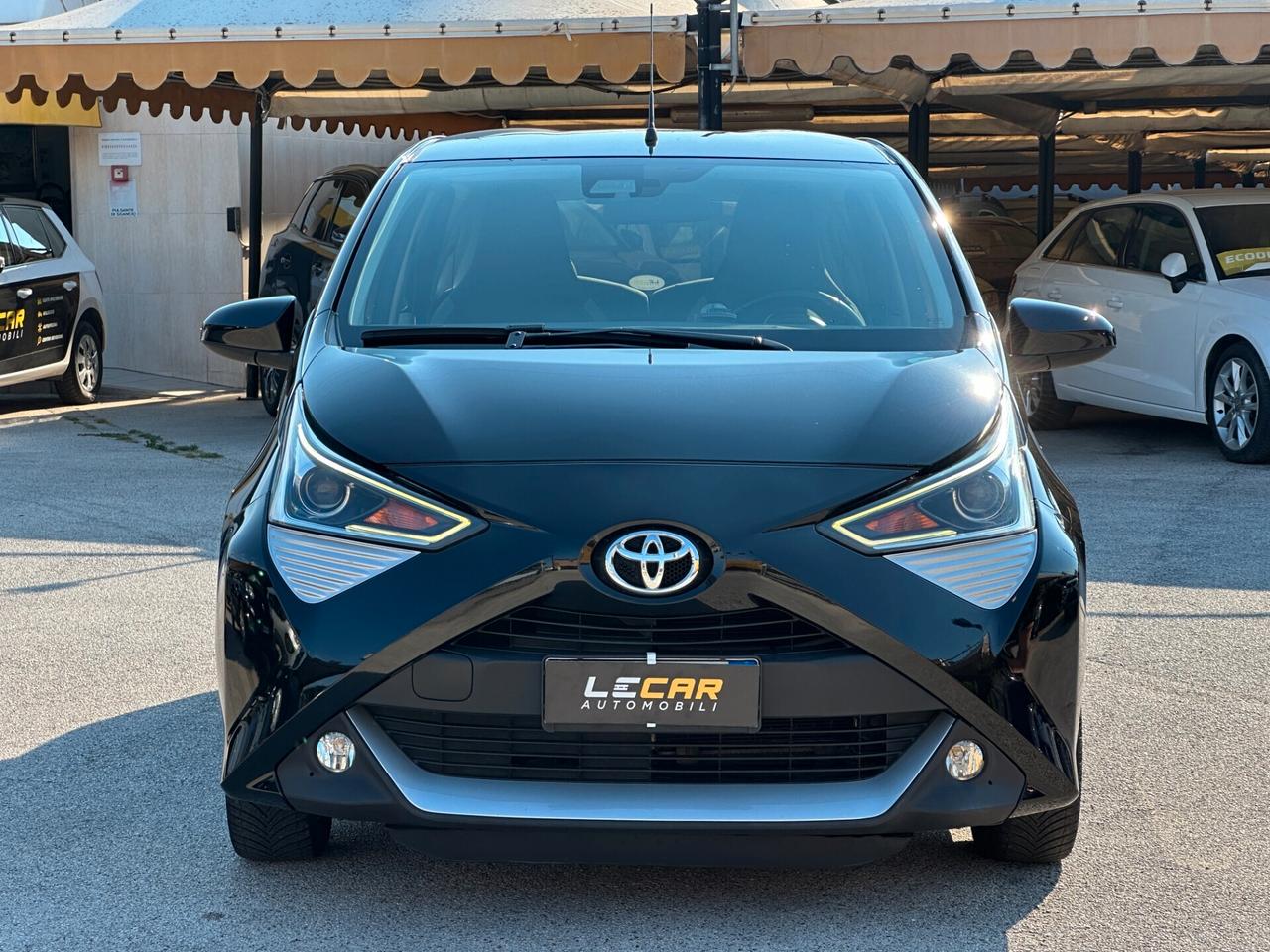 TOYOTA Aygo Connect 1.0 VVT-i 72 CV 5 porte x-fun