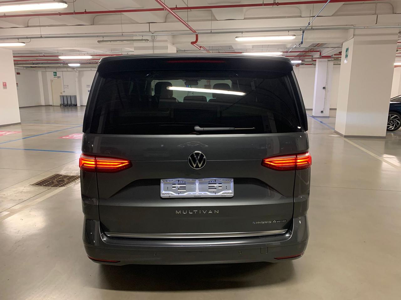 Volkswagen T7 Multivan 1.5 phev style 4motion 245cv dsg 7p.ti