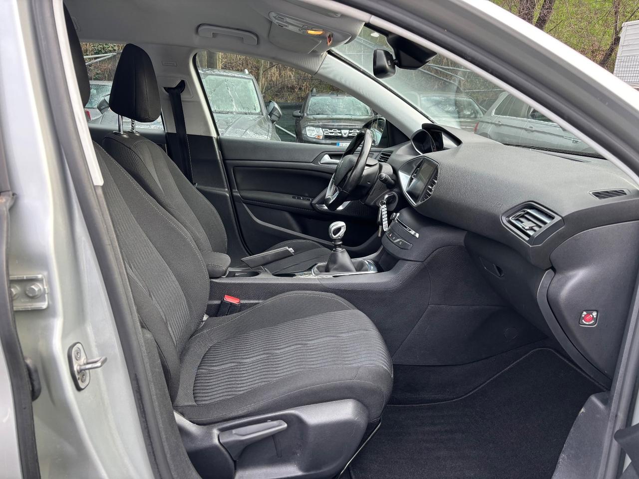 Peugeot 308 HDI 120CV SW OK NEOPATENTATI