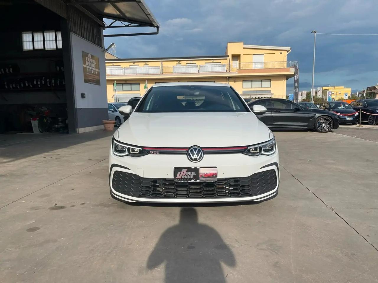 Volkswagen Golf GTI 2.0 TSI DSG