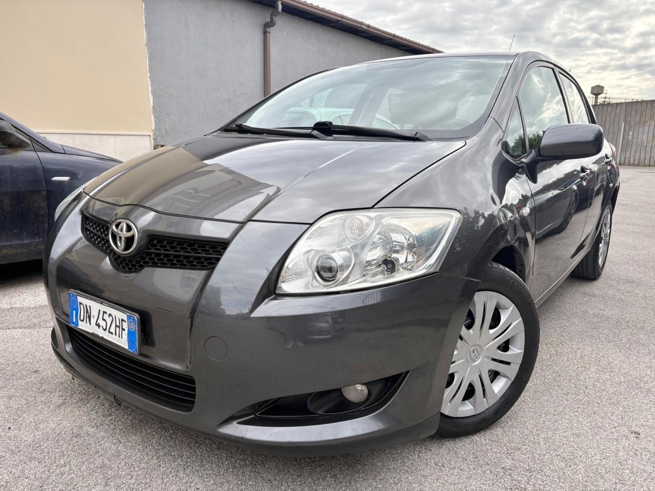 Toyota Auris 1.4 D-4D 90cv affidabile