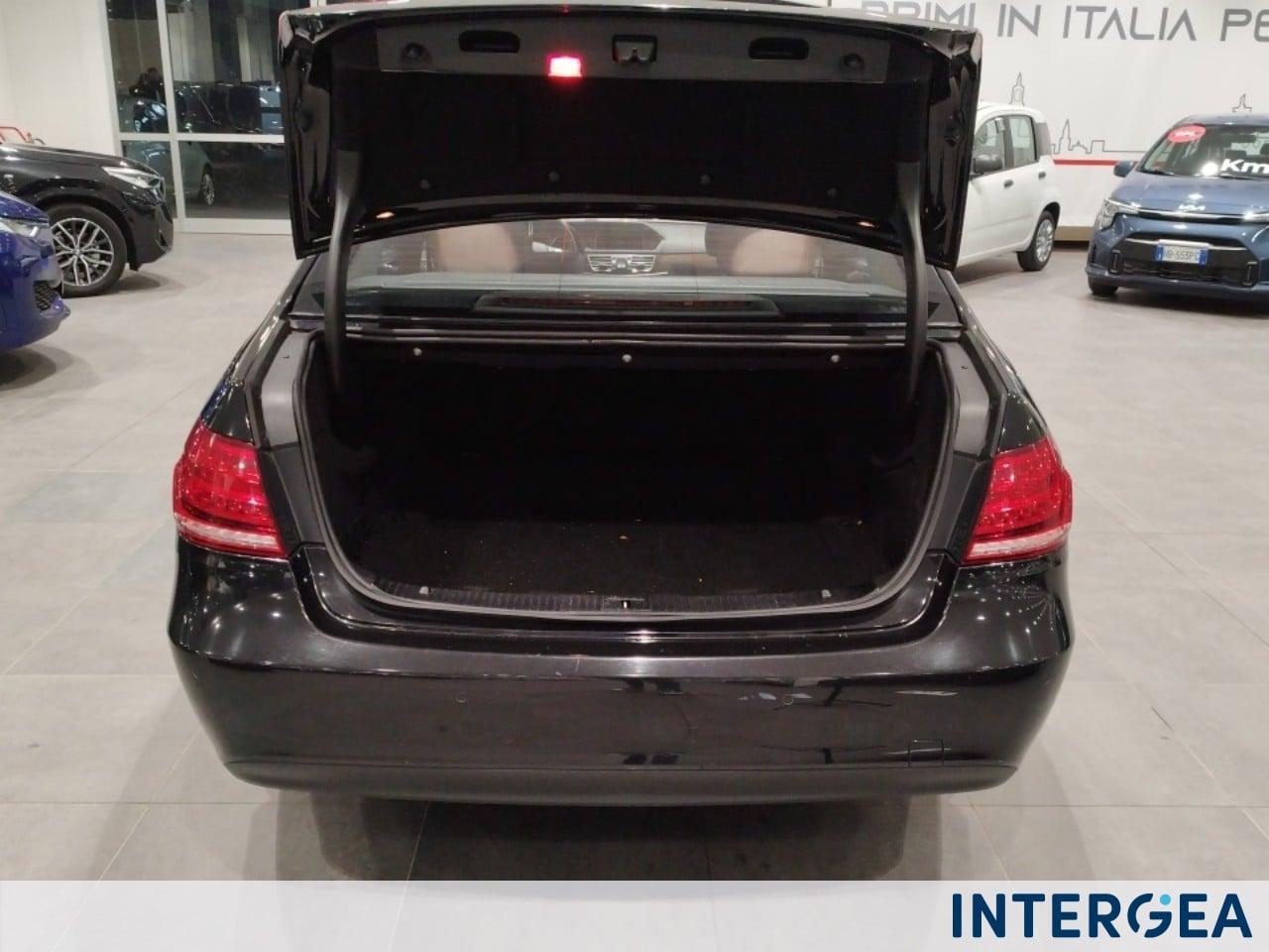 Mercedes-Benz E 350 bt Premium 252cv auto Blindata