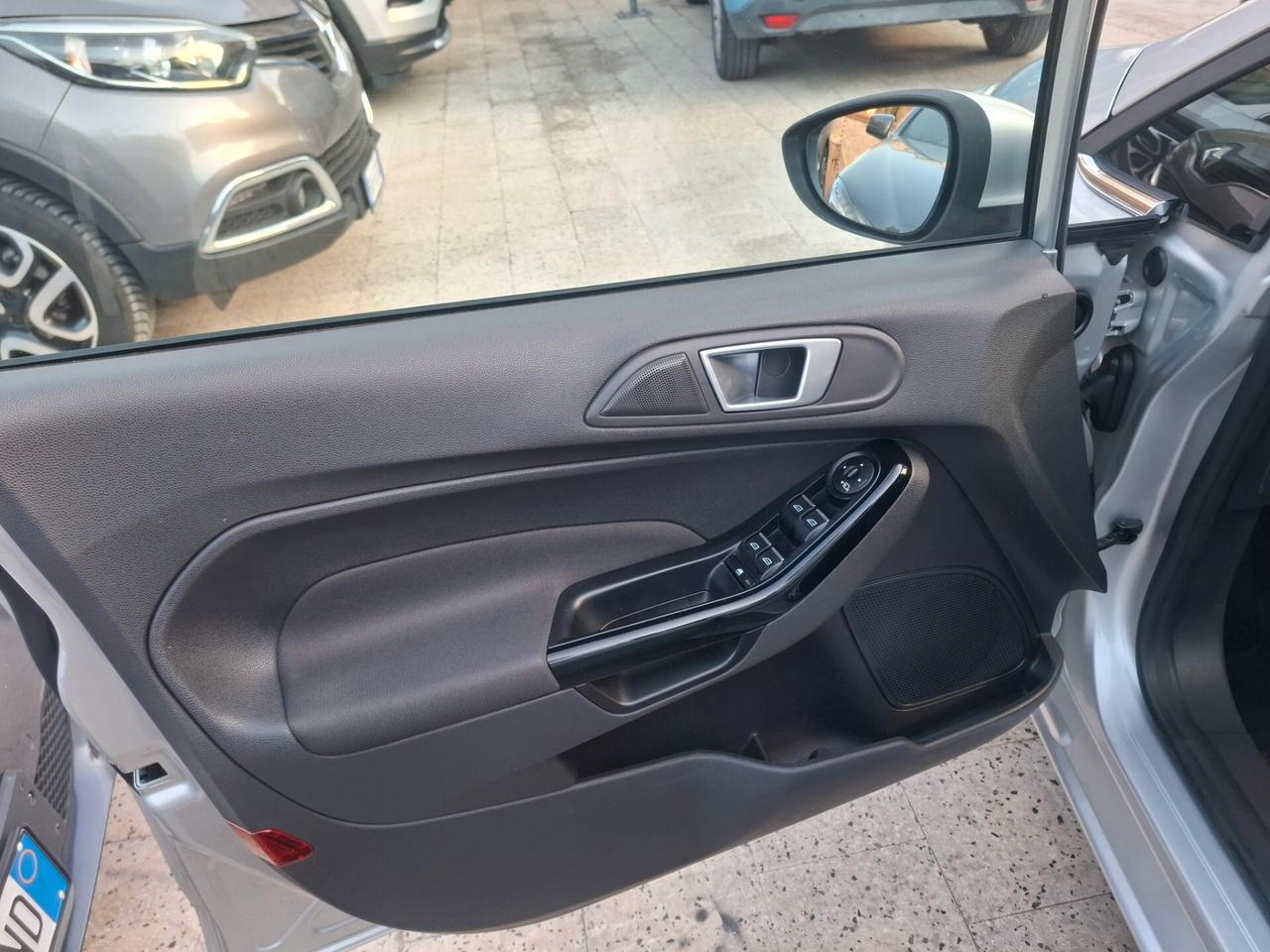 Ford Fiesta - 1.5 TDCi Titanio | Cruise Control | Ingresso senza chiave | Bluetooth |