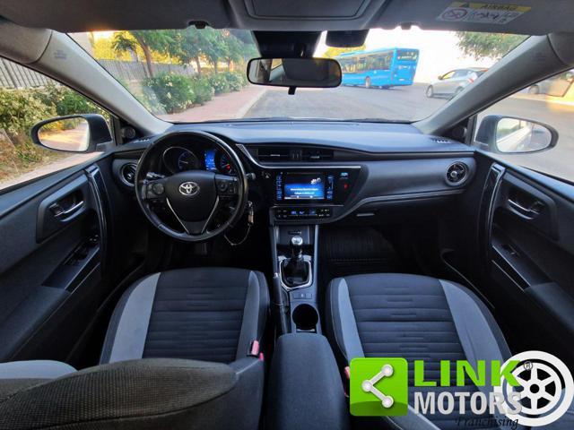 TOYOTA Auris 1.4 D-4D Active