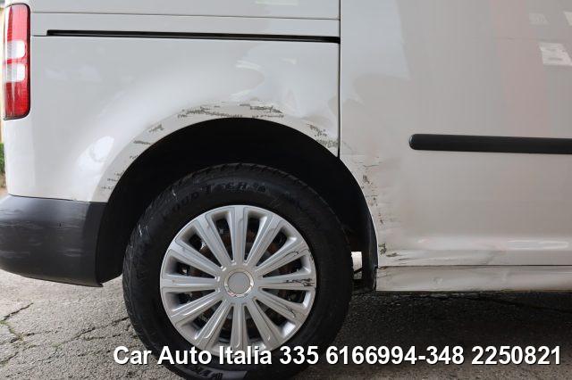 VOLKSWAGEN Caddy 1.6 TDI DSG Autocarro 5Posti Eu5