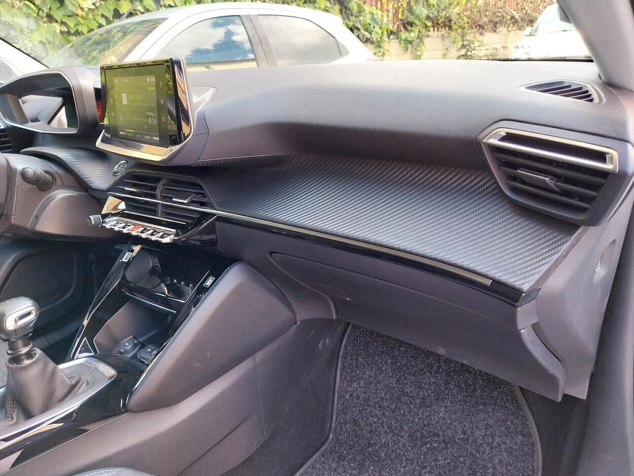 PEUGEOT 2008 1.2 BENZINA ALLURE 2022