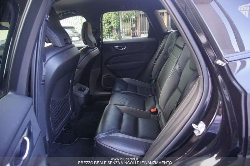 Volvo XC60 XC60 B4 (d) AWD Geartronic R-design