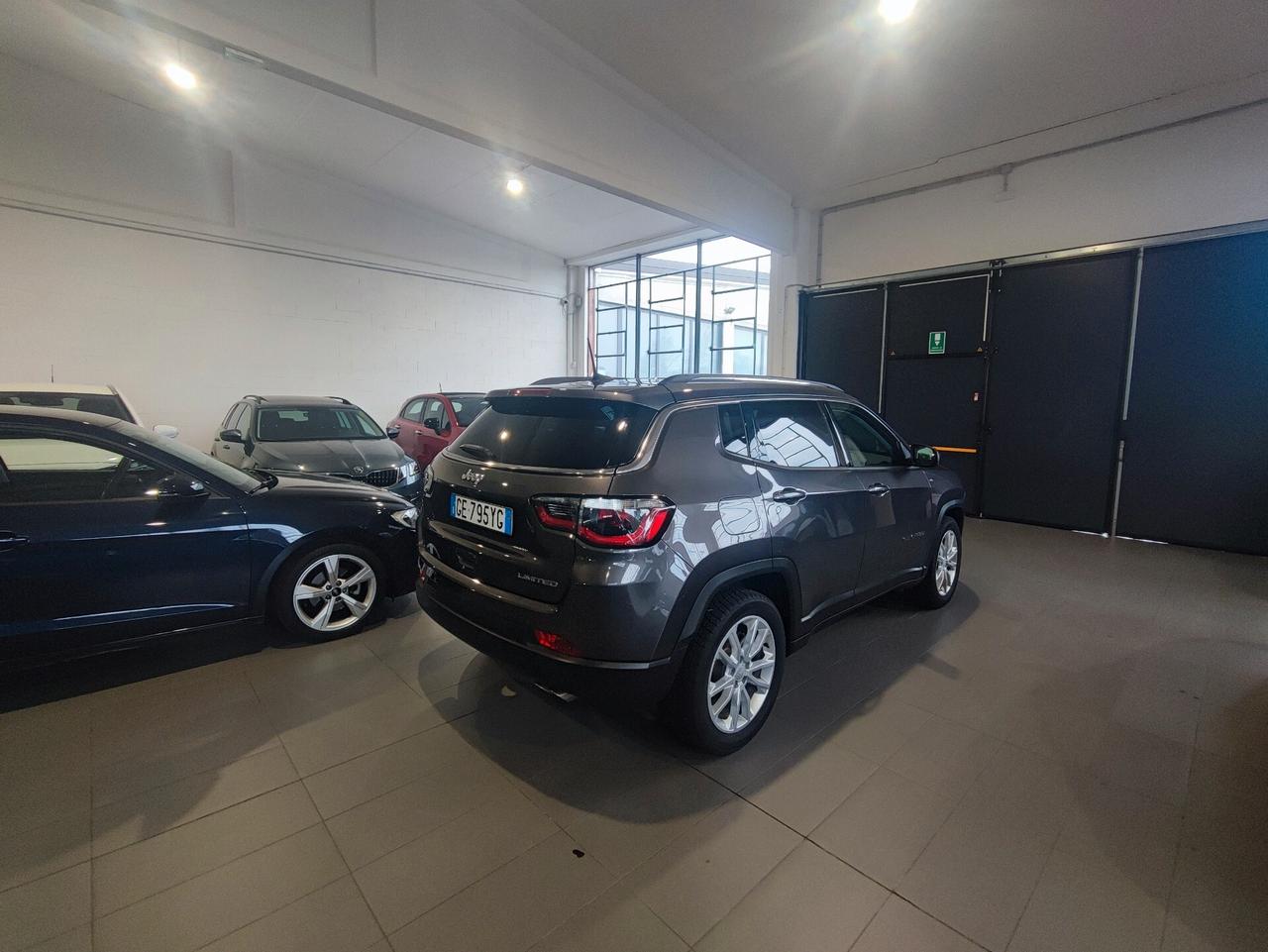 Jeep Compass 1.3 Turbo T4 2WD Business