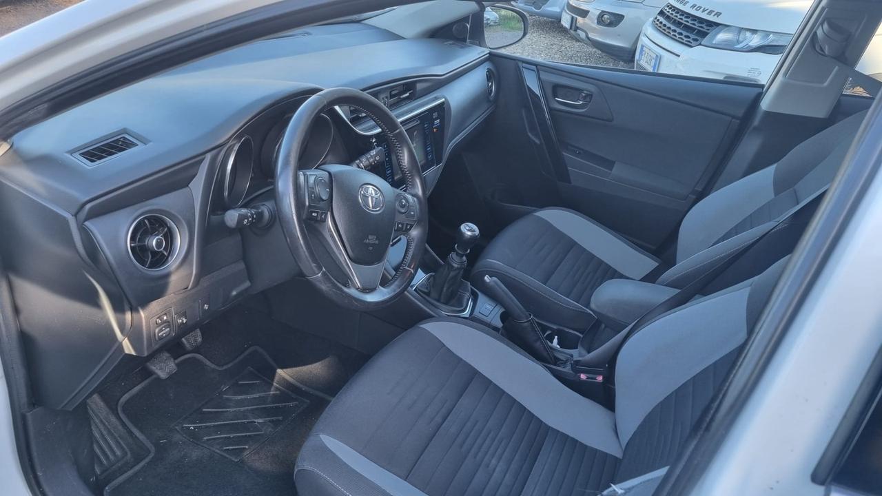 Toyota Auris 1.4 D-4D Active